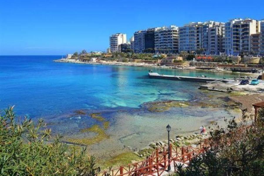 Marvellous 3Br Apartment In Central St Julians Saint Julian's Exterior foto