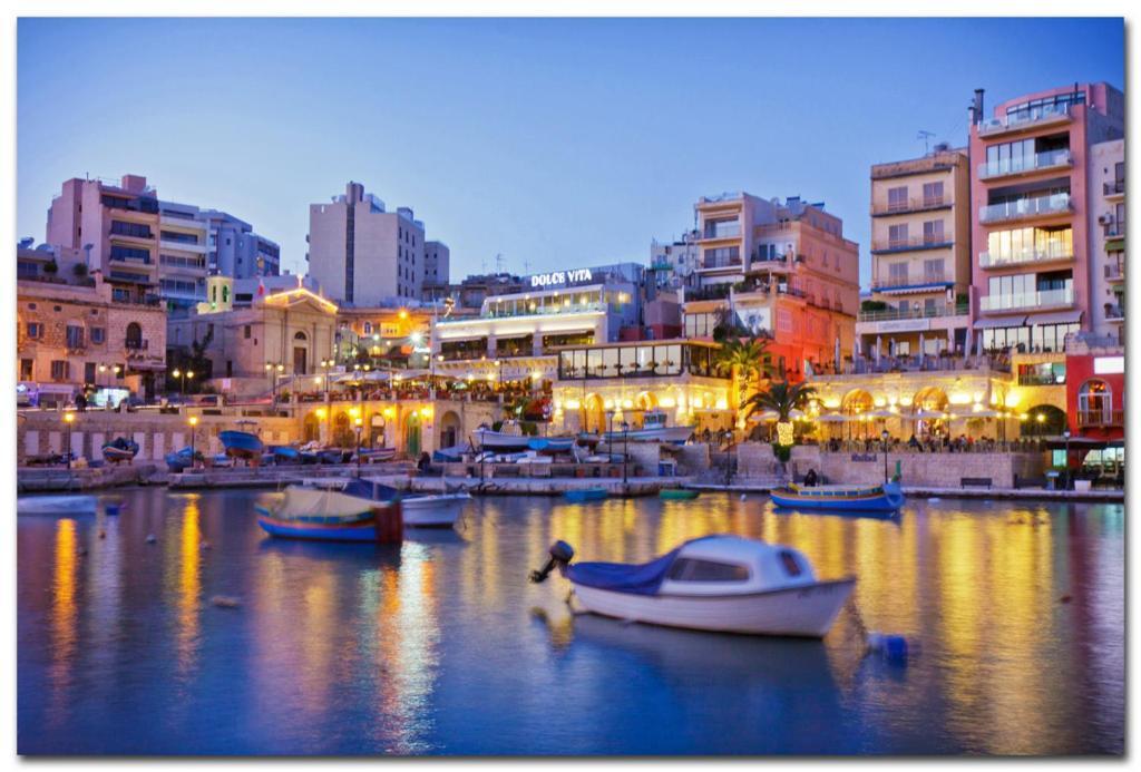 Marvellous 3Br Apartment In Central St Julians Saint Julian's Exterior foto